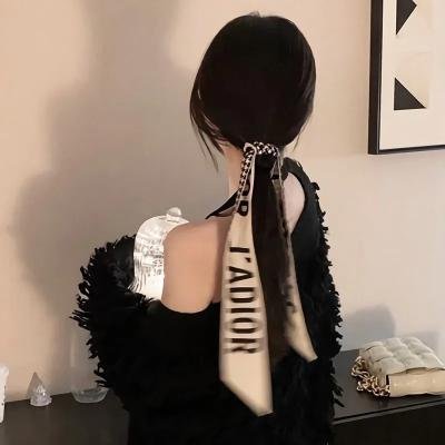 你的名字我的姓氏